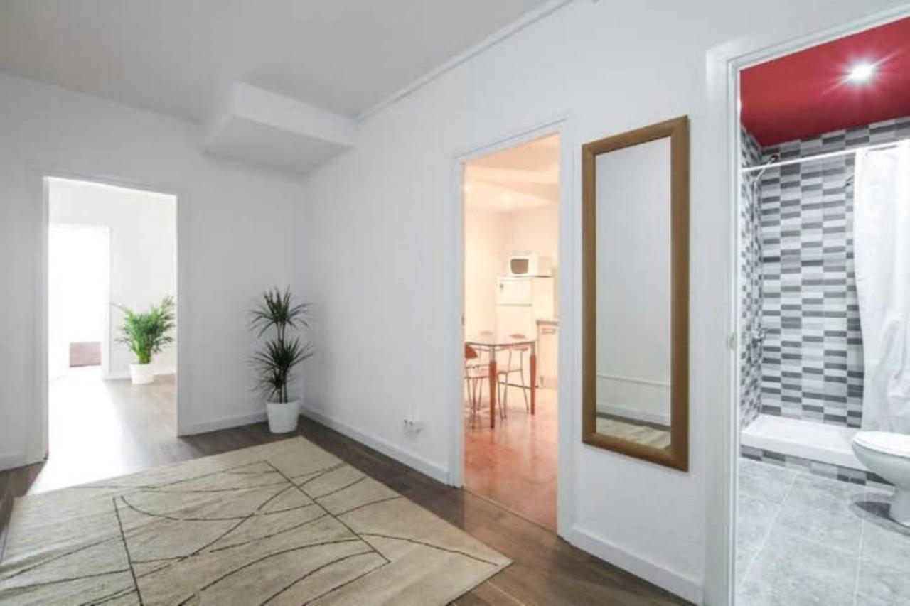 Sagarda Familia Private Sunny Room برشلونة المظهر الخارجي الصورة