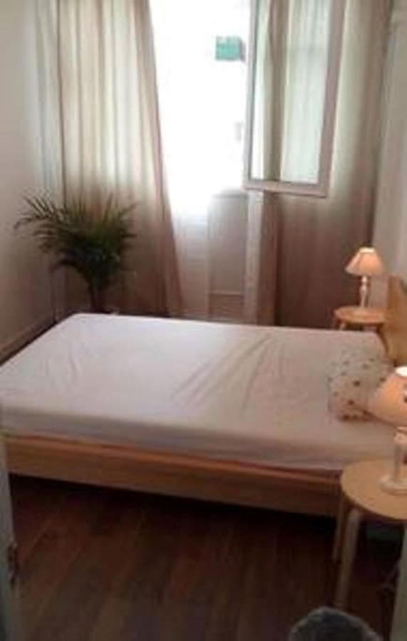 Sagarda Familia Private Sunny Room برشلونة المظهر الخارجي الصورة
